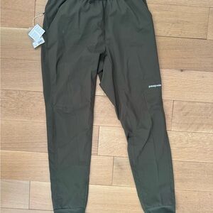 Patagonia terrebonne Olive Green Lightweight Tech Joggers